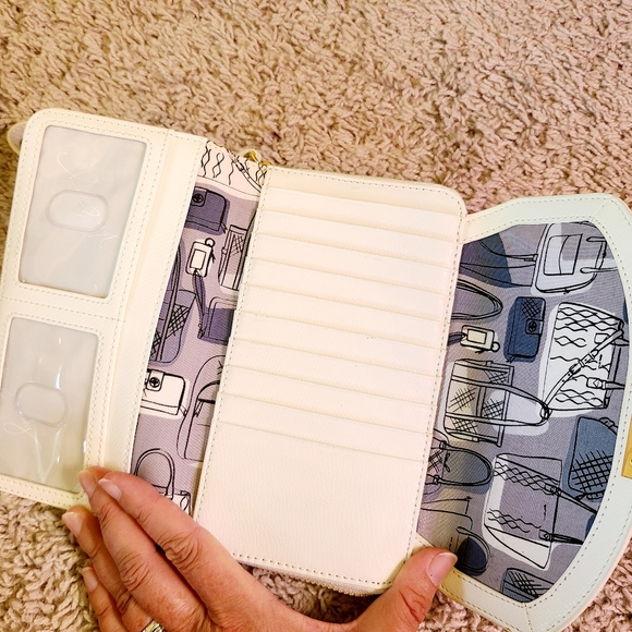 Vera Bradley Emma Satchel and Wallet - White Ikat - Picture 10 of 12